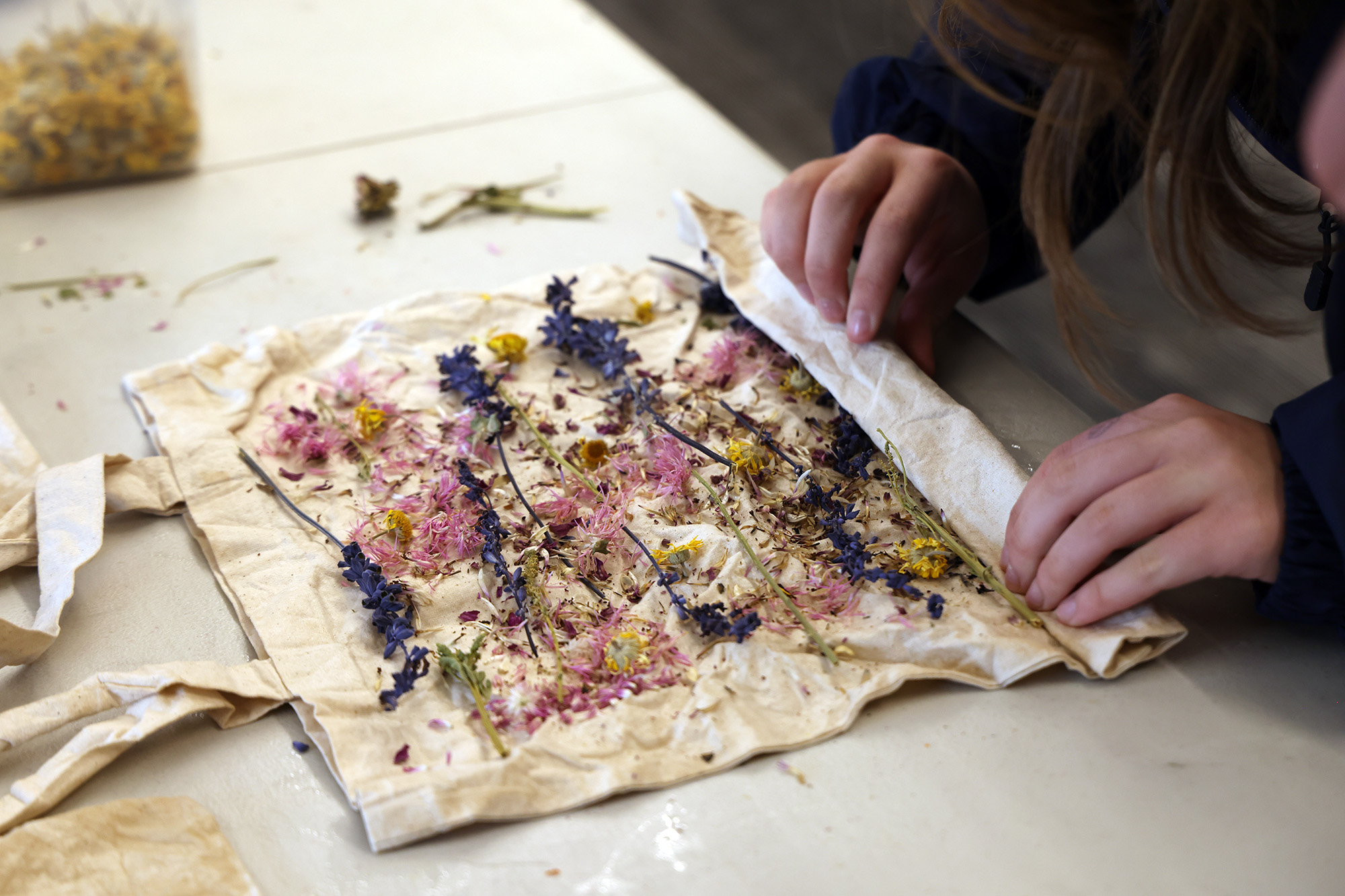 Flora & Fiber: Naturally Dye a Tote Bag! | Shelburne Farms